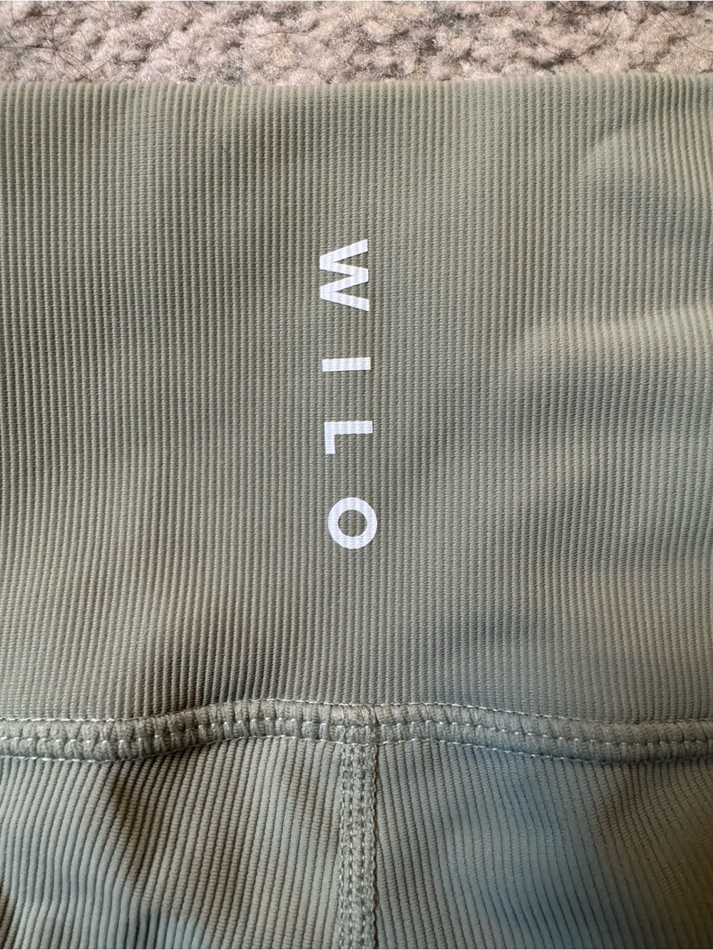 Wilo The Label Two-Tone Olive and Dark Olive High-Waist Leggings - Picture 3 of 5